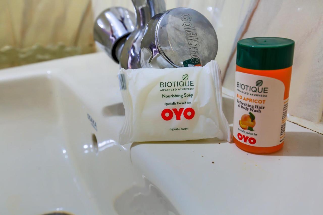 מלון גווהטי Oyo 14431 Sai Nivas מראה חיצוני תמונה
